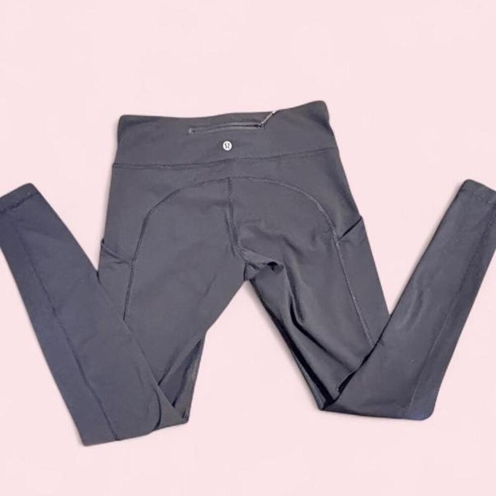 Lululemon size 6 black cropped leggings athleisure pilates gymcore yoga
